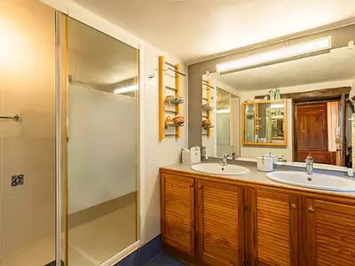 Maison, 250 m²