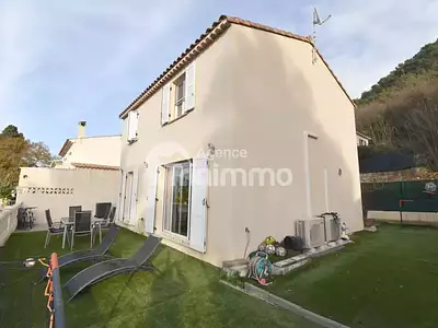 Maison, 105 m²