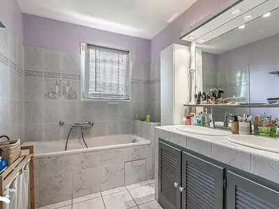 Maison, 180 m²