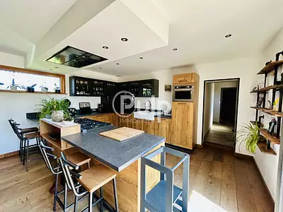 Maison, 121 m²