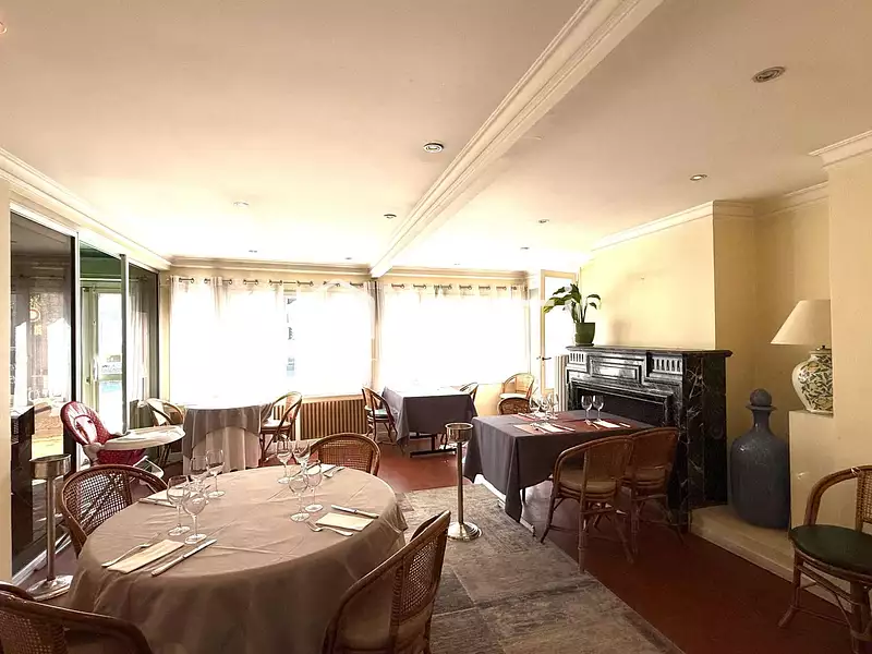 Divers, 750 m²