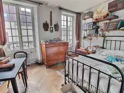 Maison, 245 m²