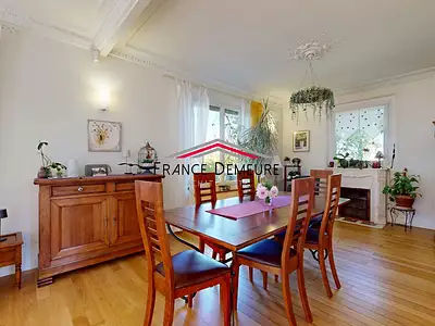 Maison, 178 m²