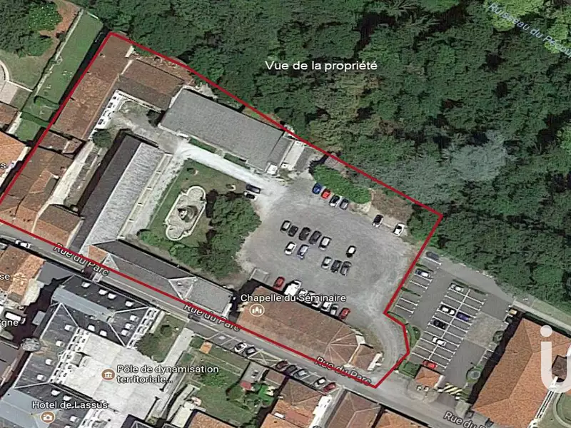 Immeuble, 3 052 m²
