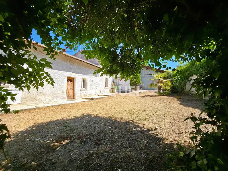Maison, 156 m²