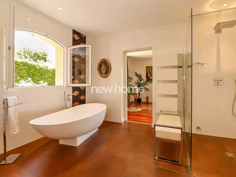 Maison, 222 m²