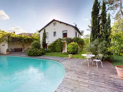 Maison, 227 m²