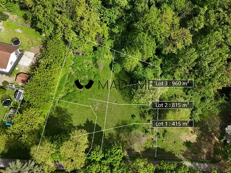 Terrain, 815 m²