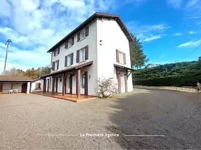 Maison, 185 m²