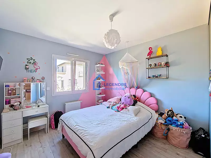 Maison, 250 m²