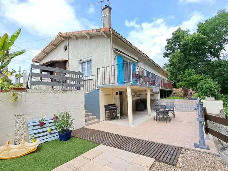 Maison, 143 m²
