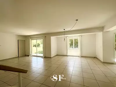 Maison, 190 m²
