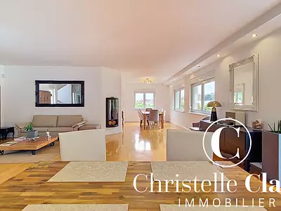 Maison, 270 m²