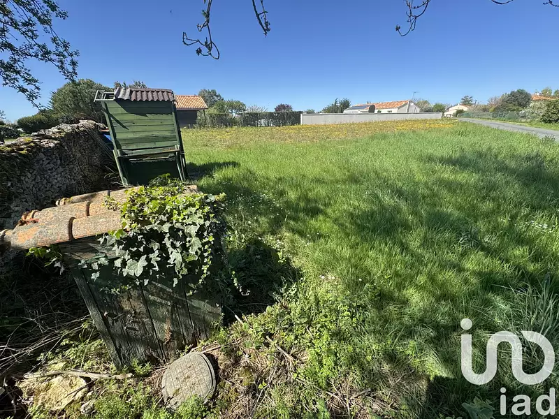 Terrain, 1 083 m²
