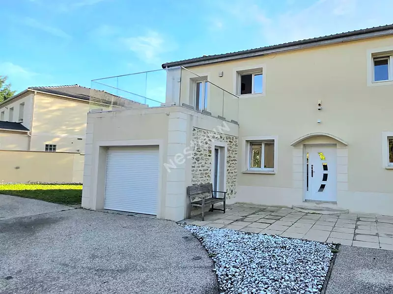Maison, 141 m²