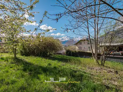 Terrain, 679 m²