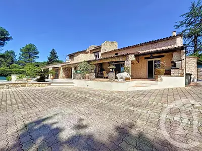 Maison, 245 m²