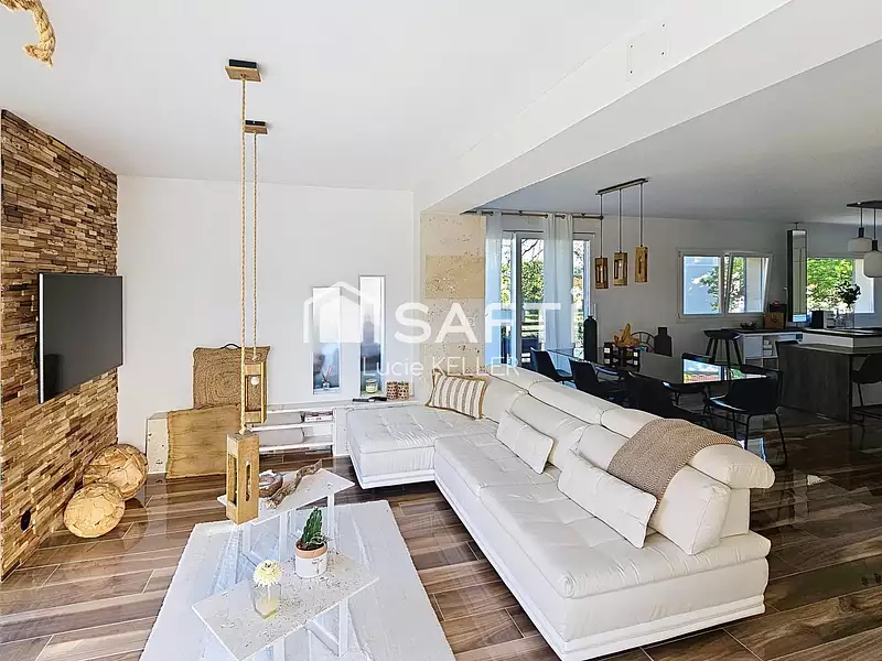 Maison, 119 m²