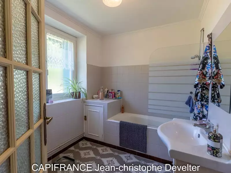Maison, 185 m²