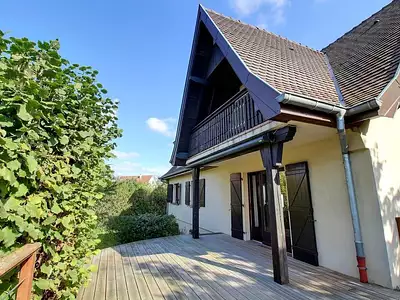 Maison, 166 m²