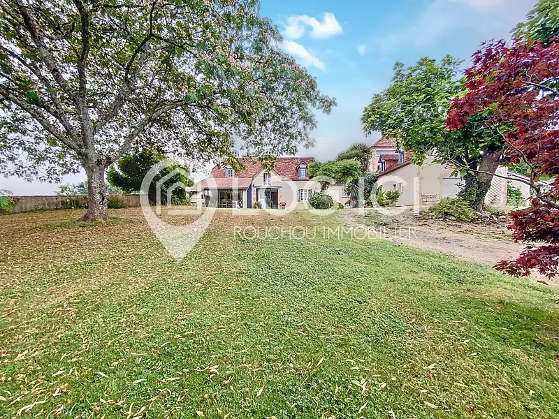 Maison, 220 m²