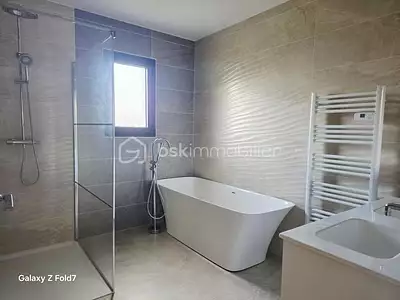 Maison, 137 m²