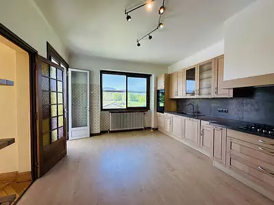 Maison, 250 m²