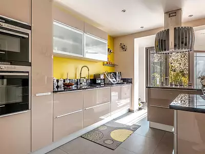 Maison, 182 m²