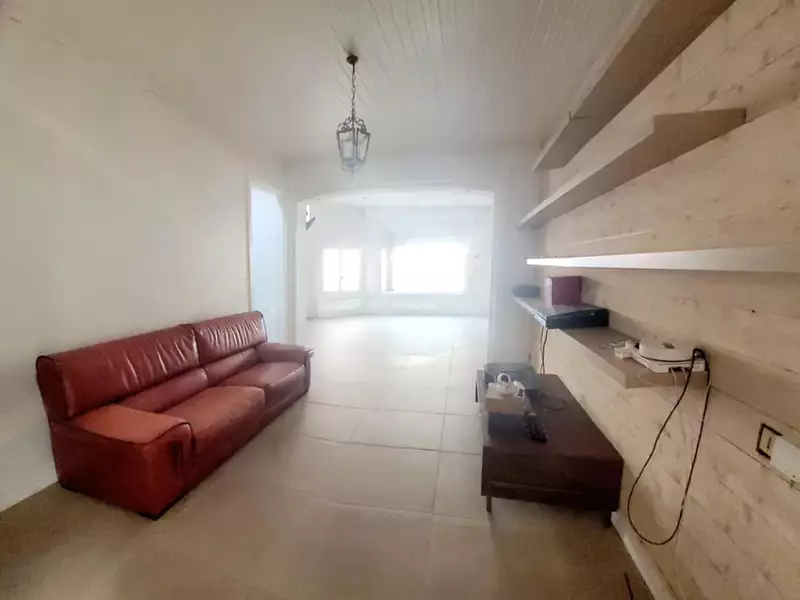 Maison, 218 m²