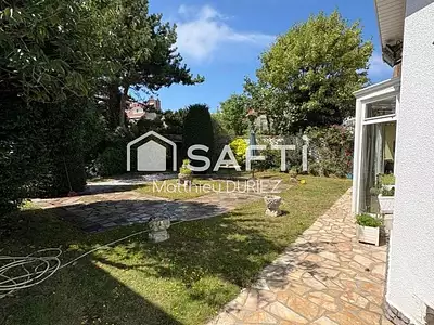 Maison, 180 m²