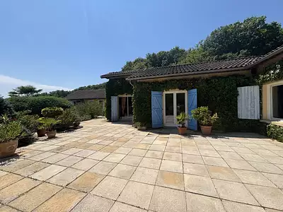 Maison, 205 m²