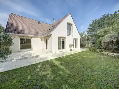 Maison, 190 m²