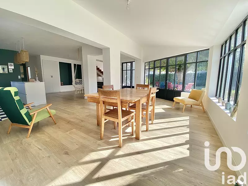 Maison, 185 m²