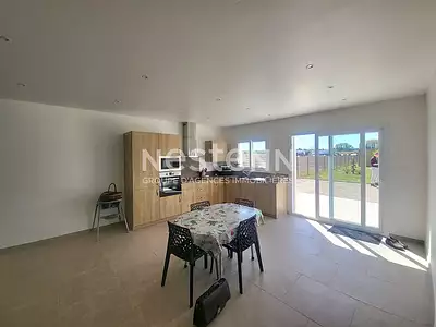 Maison, 98 m²