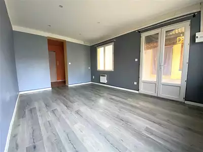 Maison, 225 m²