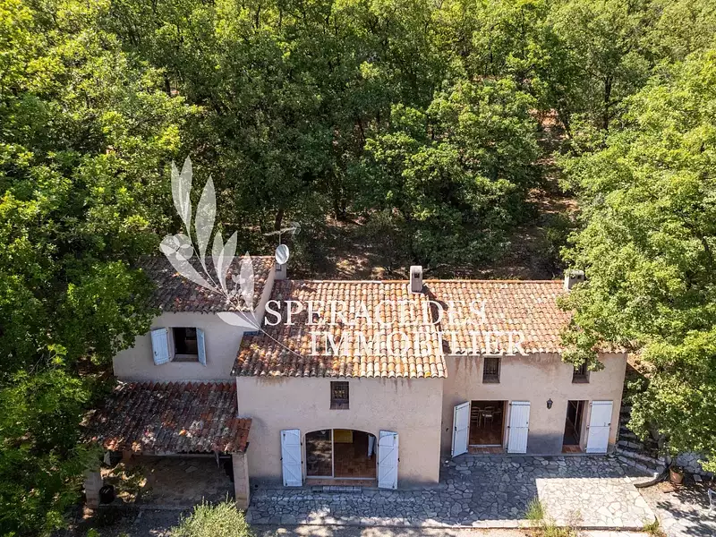 Maison, 160 m²