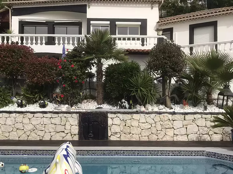 Maison, 147 m²