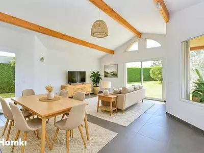 Maison, 163 m²