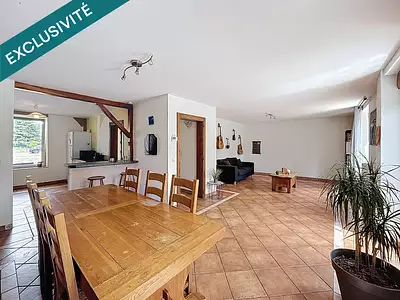 Maison, 157 m²