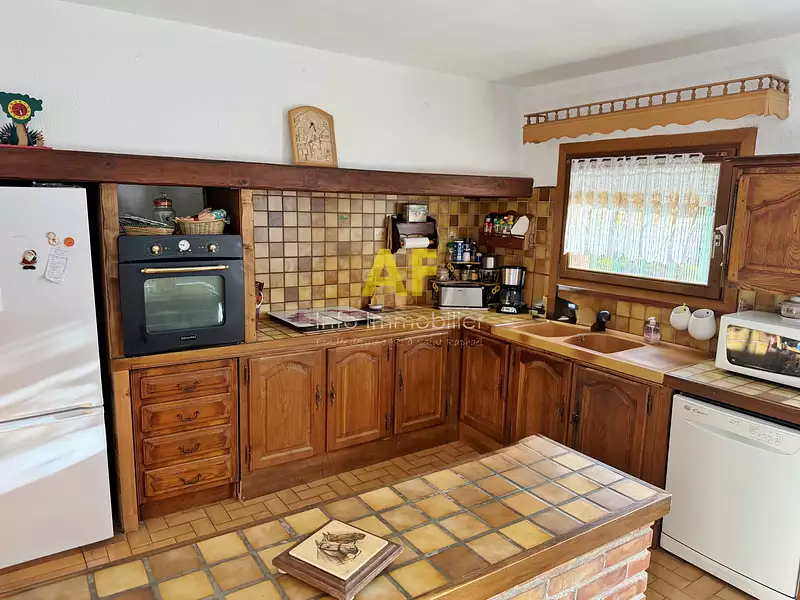 Maison, 210 m²