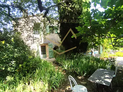 Maison, 221 m²