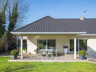 Maison, 195 m²
