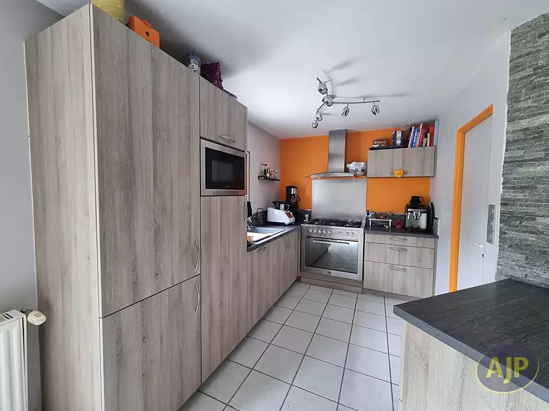 Maison, 100,76 m²