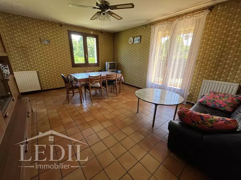 Maison, 111 m²
