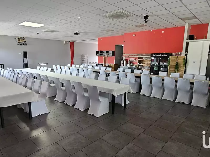 Divers, 645 m²
