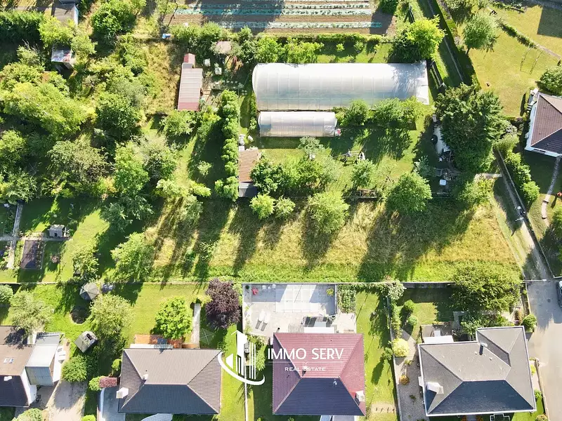 Terrain, 408,8 m²