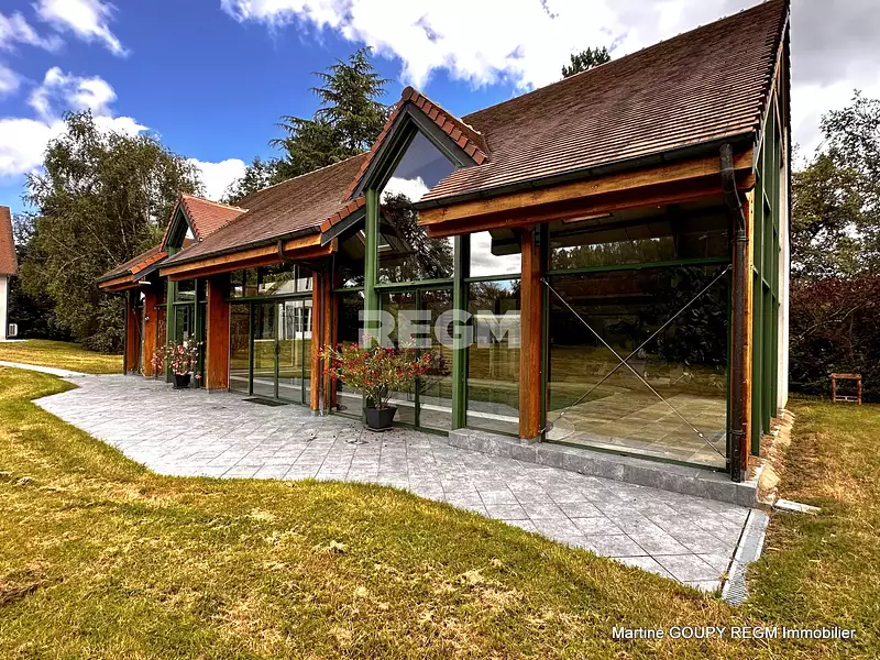 Maison, 250 m²