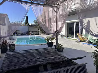 Maison, 174 m²