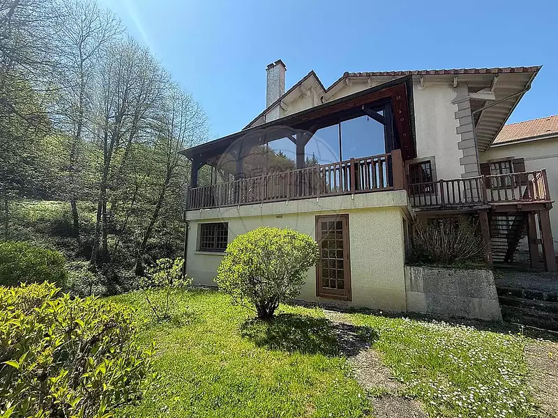 Maison, 560 m²