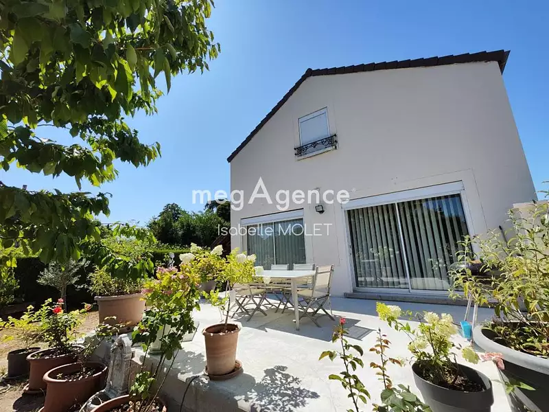 Maison, 132 m²
